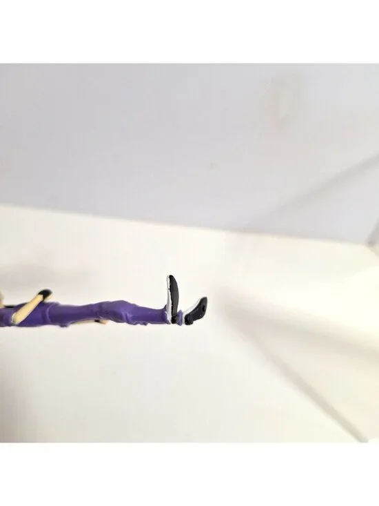 Balthazat Bratt Blowing Bubble Gum Figure 3" Thinkway Articulated Arms - Picture 13 of 14